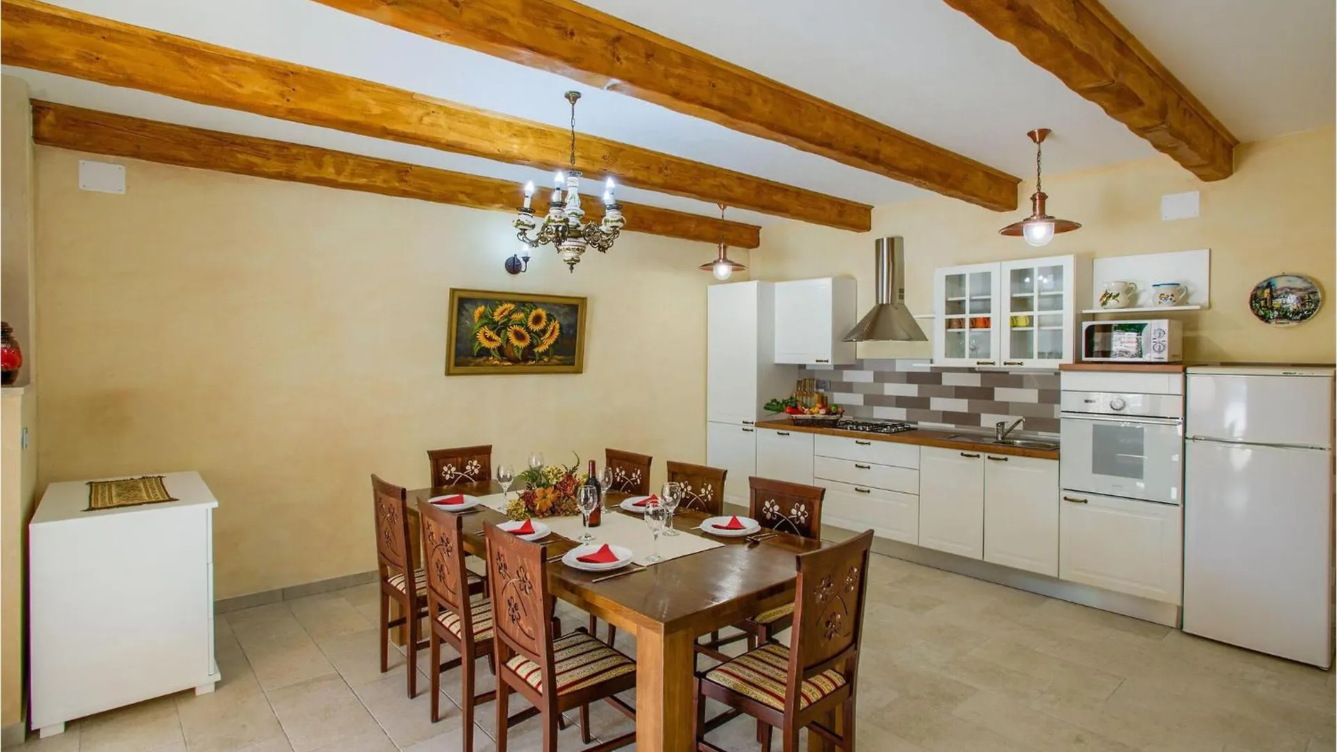 4 Bedroom Lovely Home In Garica